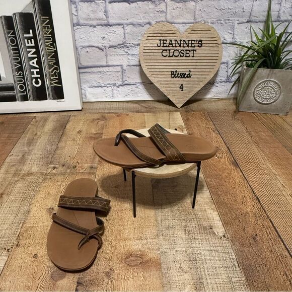 Chaco Womens Deja Sandal - Picture 1 of 10